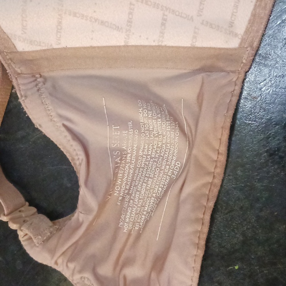 Bra - Picture 2 of 2